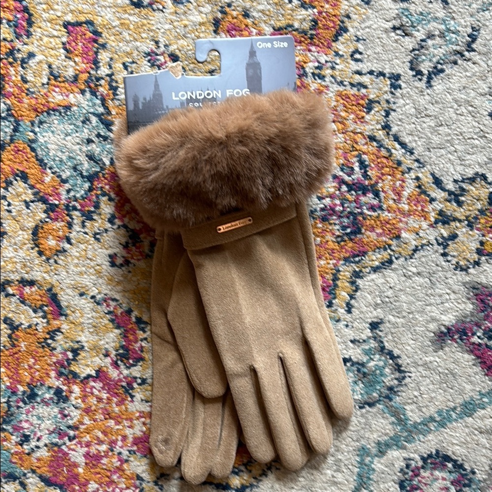 London Fog Tan and Brown Gloves with Faux Fur Trim NWT